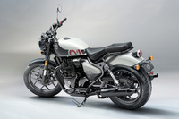 ロイヤルエンフィールドから650ccクラスの新型バイク「ショットガン650」登場の画像