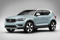 ミッソーニ氏の手になるクルマとしては、日本では「ボルボXC40」が身近。ボルボの人気コンパクトSUVで、「日本カー・オブ・ザ・イヤー2018-2019」にも選ばれている。