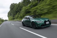 0-100km/h加速のタイムは3.9秒。通常は250km/hでスピードリミッターが作動するが、試乗車はオプションの「Mドライバーズパッケージ」によって290km/hに引き上げられていた。