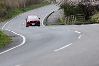 乗り心地については、揺すられ感や突き上げなどは4WD車よりやや抑えられているが、その他の点は基本的に変わらない。心地よい挙動を示す瞬間もあるが、やはりスイートスポットが狭い印象だった。
