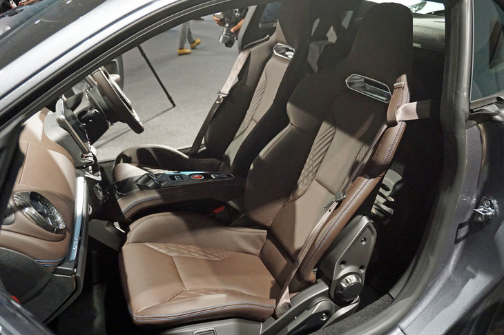 アルピーヌA110リネージ(シート)