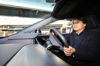 2つのタイヤのチェックは、ともに東京・臨海部の一般道や、首都高速道路で実施。シチュエーションをそろえることで、両者の違い、そして共通点を浮き彫りにすることができた。