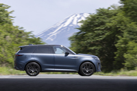 「エディションツー」の名のとおり「SV」の国内導入は2度目。2023年の「エディションワン」は招待客のみ、国内では75台限定販売だったが、ツーは2025年モデル限定とされており、台数の制限はないようだ。