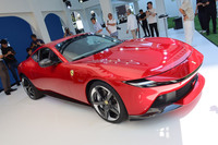 「フェラーリ・アマルフィ」の日本におけるスタート価格は3418万円。2026年の第1四半期以降、欧州市場に続いて順次デリバリーされる予定だ。