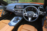 「BMW Z4 M40i」のコックピット周辺部。