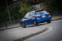 デビュー7年目にして再び大幅改良を受けた現行型「ヴィッツ」。まだしばらくはモデルライフが続くようだ。