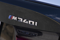 Mパフォーマンスモデルの「M340i xDrive」は「3シリーズ」の最高峰という位置づけ。高級車としての快適性とBMWが掲げる「駆けぬける歓(よろこ)び」との両立を目指している。