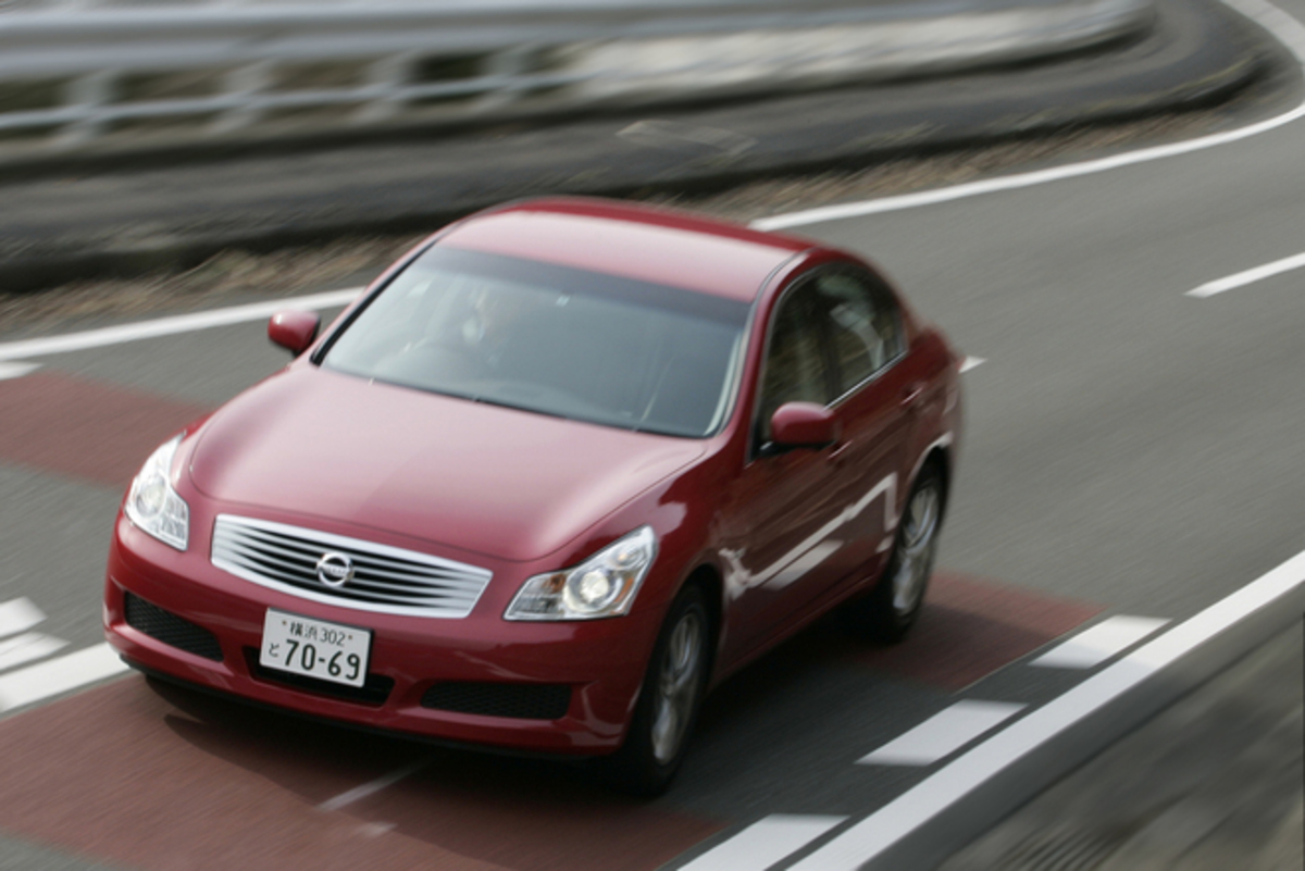 リ*件様 AW触媒純正 2本 v36スカイラインセダン250gt スカイライン 250GT（日産）[7AT]のカタログ詳細情報｜中古車の