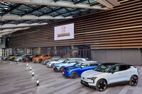 COTYは1980年に始まった自動車の表彰制度だ。その年の最も優れたクルマを選ぶ「日本カー・オブ・ザ・イヤー」に加え、複数の部門賞があり、2024-2025には「インポート・カー・オブ・ザ・イヤー」「デザイン・カー・オブ・ザ・イヤー」「テクノロジー・カー・オブ・ザ・イヤー」、そして「実行委員会特別賞」が選ばれた。