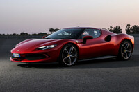 フェラーリの新たな基幹モデル「296GTB」(写真)は、ブランド初のV6ターボエンジンに「SF90」譲りのプラグインハイブリッドシステムを組み合わせる。