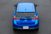 日本国内では、1.2リッターモデルはCVTのみの設定となる。