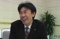 【写真上】「330i」
【写真下】ビー・エム・ダブリュー株式会社 杉本雅則氏