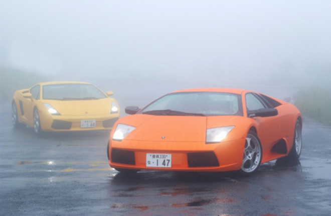 【スペック】全長×全幅×全高=4587×2045×1135mm/ホイールベース=2665mm/車重=1650kg/駆動方式=4WD/6.2リッターV12 DOHC48バルブ(580ps/7500rpm、66.3kgm/5400rpm)/価格=2777万2500円(テスト車=2795万7300円/ARANCIO ATLAS パールオレンジ=18万4800円)