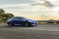 RC300h“Fスポーツ”