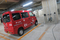 充電設備については、各拠点で車両1台につき1基の普通充電器を設置。