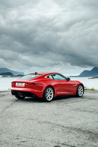 ジャガーFタイプR-DYNAMICクーペ