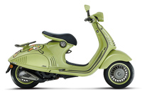 巨大なウサギマークが目印! 「ベスパ946」に誕生10周年&卯年の記念モデルが登場の画像