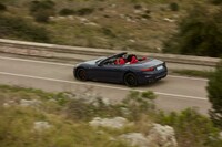 新型「マセラティ・グランカブリオ」上陸 高性能な「トロフェオ」から受注開始の画像