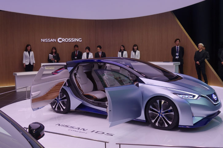 「IDSコンセプト」のドアは観音開き。