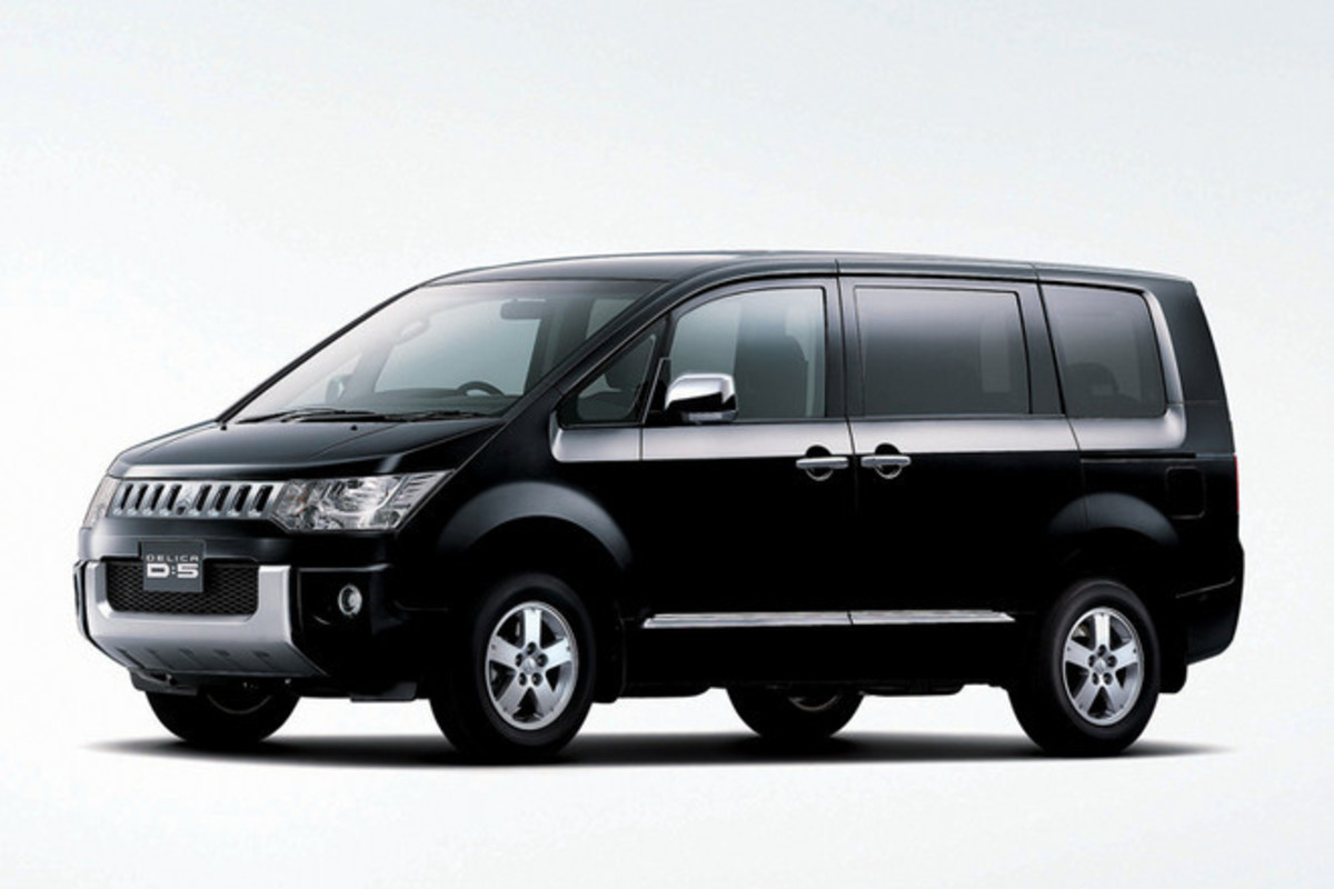 三菱、「デリカD：5」の燃費性能を向上 【ニュース】 - webCG