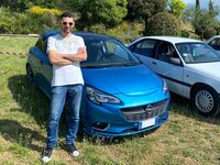 2016年「コルサE 1.4ターボ」で参加したトンマーゾさん。