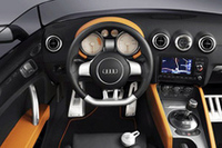 300psの「アウディTT」、スパルタンな装いでデビューの画像