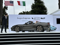 イタリアのスーパーレッジェーラは「フェラーリ550バルケッタ」ベースの「ヴェローチェ12バルケッタ」を初公開した。もちろんクーペベースも存在するが、いずれにしてもベース車両はすでに高価で数は少ない。