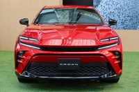 “新しいカタチのスポーツSUV”って何だ!? 新型車「トヨタ・クラウン スポーツ」を開発者が語る