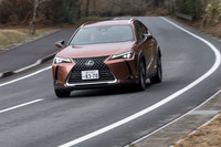 レクサスUX300h“バージョンL”