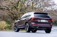 「XC60ウルトラT6 AWDプラグインハイブリッド」のボディーサイズは全長×全幅×全高=4710×1915×1660mm、ホイールベースは2865mm。これらの数値は従来モデルと変わらない。