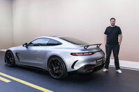 エアロダイナミクスは開発中の最優先事項だったという。リアのウイングのポジションは調整可能だ。