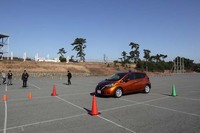 最難関となるゴール付近。緑のパイロンと赤いパイロンの間で車両を停止させなければならず、通過してしまうと、50cmにつき2秒のペナルティータイムが科されてしまう。