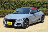 ホンダの軽スポーツ「S660」をベースとする「S660モデューロX バージョンZ」は、2021年3月に発売されるやあっという間に売り切れに。中古車はプレミア価格で販売されている。