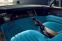 2つある自動運転モードを選ぶと、ステアリングホイールが格納される。