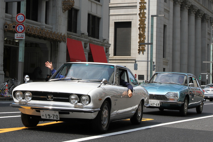 1970年「いすゞ117クーペ」に1971年「シトロエンGS」が続く。前者はいわゆるハンドメイド時代のモデル、後者は空冷SOHCフラット4エンジンの排気量が1015ccしかなかった初期型だ。