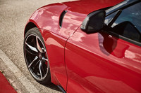 明照寺:「ボディーのボリュームを考えると、もう少し大きなタイヤを履かせるつもりだったのかもしれませんね」
永福:「前も後ろも、フェンダーまわりはモリモリですもんね」
(写真=荒川正幸)