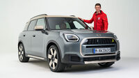 第3世代の「MINIカントリーマン」登場。新しい印象的な外観。MINIの販売台数の3分の1はカントリーマンが占める。