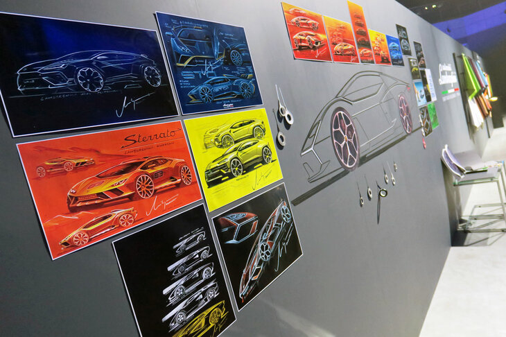 ランボルギーニの各モデルのスケッチ。