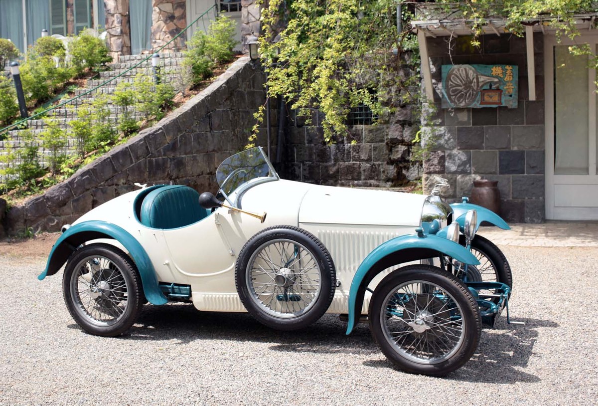 アルピーヌA110」だけじゃない！ フレンチスポーツカーの奥深き世界を