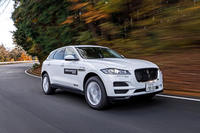 「ジオランダーX-CV」では、ウエット性能と耐摩耗性能に寄与するハイシリカ&ハイパフォーマンスコンパウンドが採用される。低温時でもしなやかさやグリップ力をキープする働きを持つという。