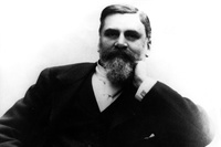 フランスの発明家であるエミール・ルヴァソール。ルネ・パナールとともにパナール・エ・ルヴァソールを創設し、自動車の開発と普及に努めた。