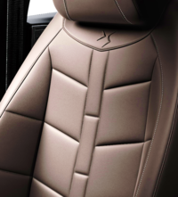 「DS 4」に最上級のナッパレザー内装を採用した限定車登場の画像