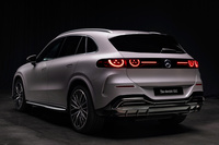 ほった「リアまわりはこんなにシンプルなのに」
清水「まぁバンパーまわりは少しゴチャついてるけどね。こっちも」