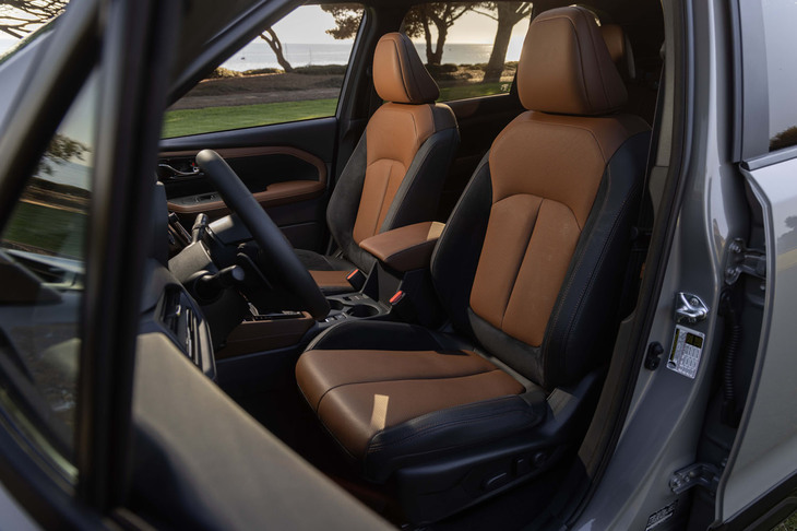 スバル・フォレスター(フロントシート)