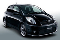 新型「ヴィッツ」用のカスタマイズパーツ、発売