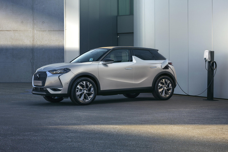 DS 3クロスバックE-TENSE