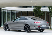 明照寺:「この『CLS』って単純すぎて、“ドアをドーンと付けただけ”に見えちゃうんですよ」