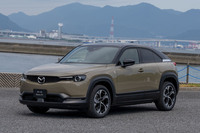 マツダオートザム市原北では、ロータリーエンジン搭載で話題の「MX-30ロータリーEV」もシェアできる。ユーザーの反応も上々で、「購入も視野に入れた“じっくり試乗”としてのカーシェア」という、新たなニーズが浮き彫りとなっている。(写真=マツダ)