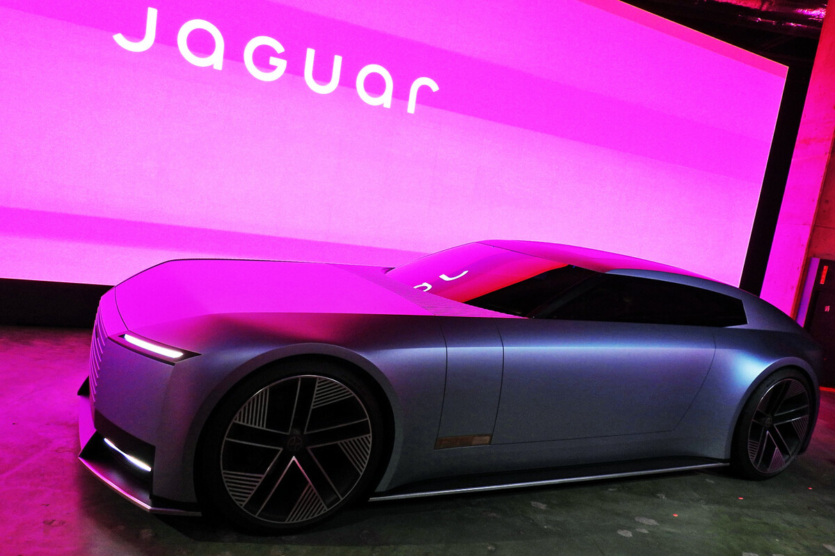 このデザインはアリやナシや？ 「ジャガー・タイプ00」をカーデザイン