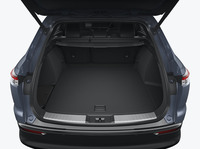 荷室の容量は5人乗車時で570リッター。その際の奥行きは1070mmで、荷室幅は最も狭い部分が1030mm、最も広い部分が1430mmとなっている。